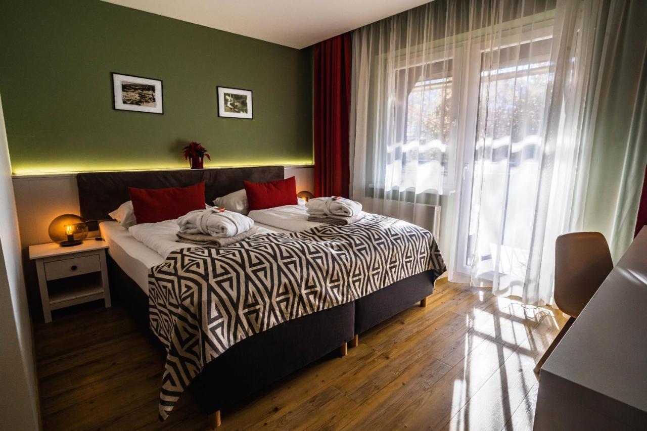 Hotel Alpenblick Kreischberg Sankt Lorenzen ob Murau Exterior photo